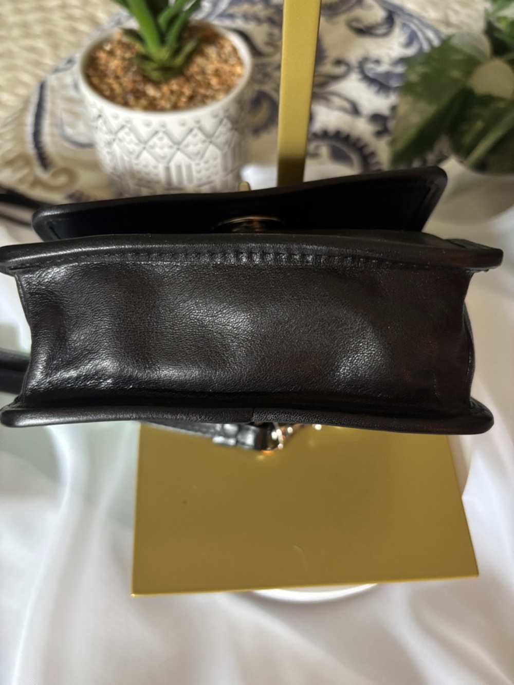 Vintage Coach Legacy Penny Crossbody with Turn-Lock Closure - Picture 9 of 17
